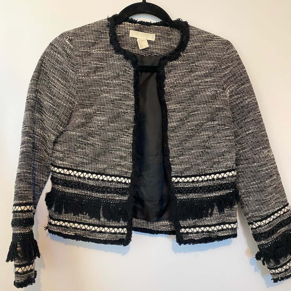 Chic tweed style blazer